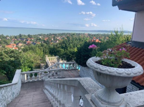 Villa Kamilla, Balatongyörök